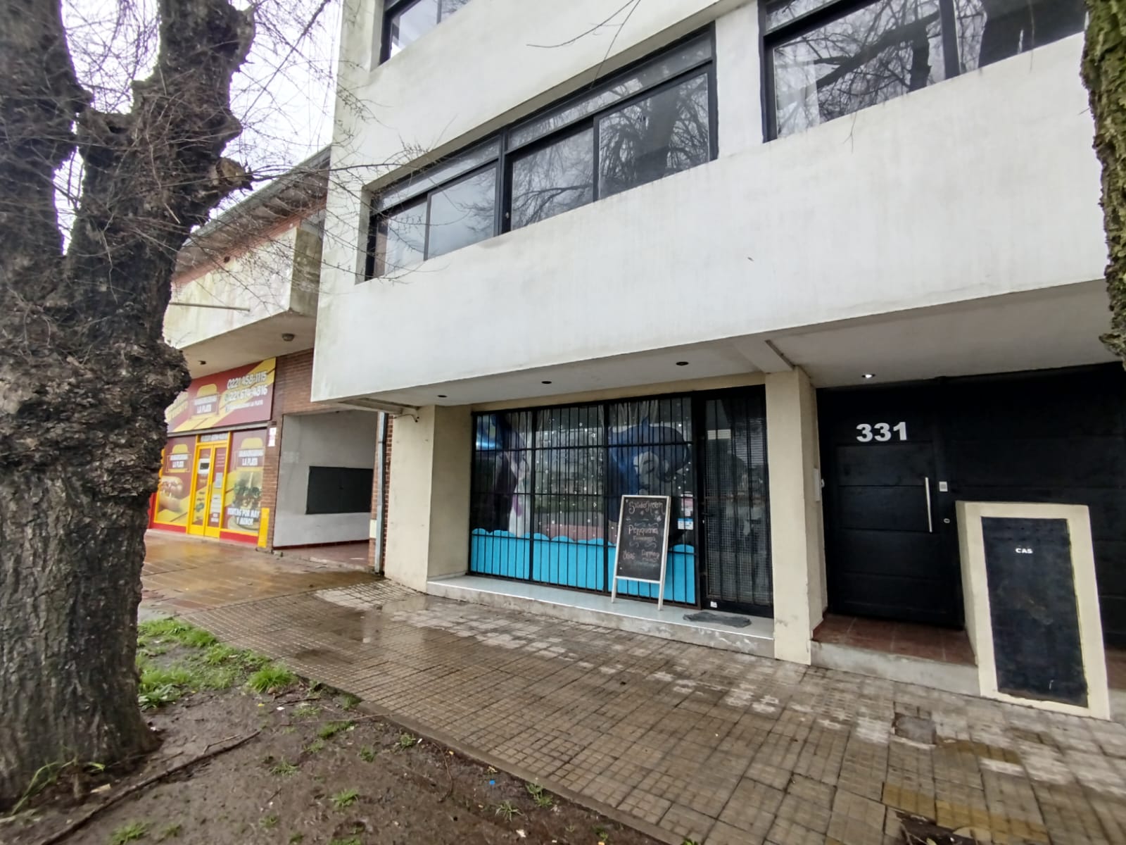 Imagen Local 72 e/ 1 y 2