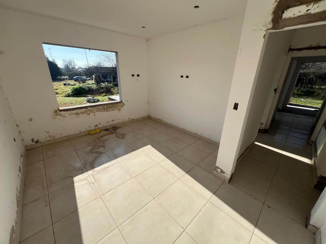 Imagen Casa  Centenario entre 404 y 405 