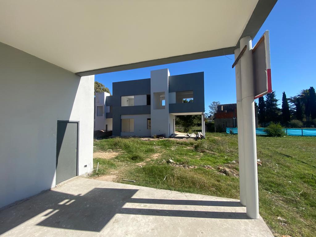 Imagen Duplex Camino centenario entre 404 y 405 