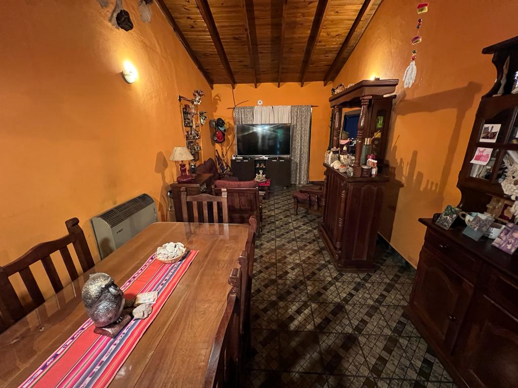 Imagen Casa 141 entre 45 y 46 