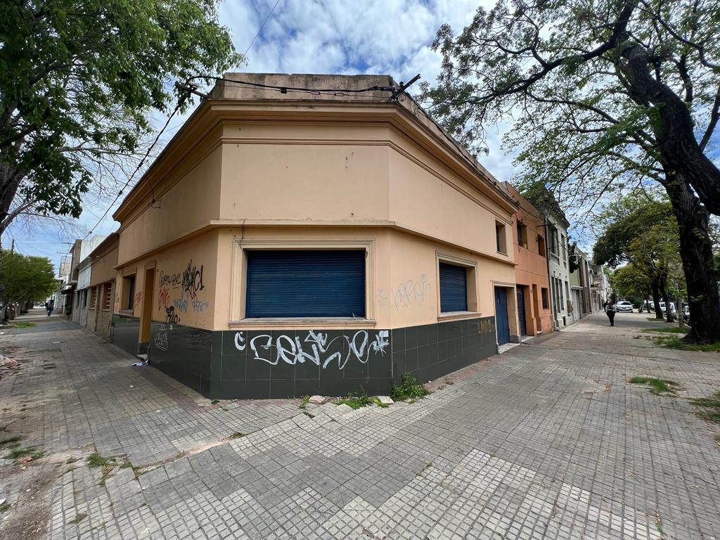 Imagen Casa 46 esquina 16 