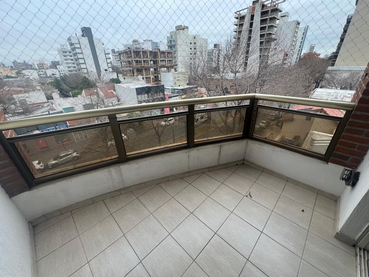 Imagen Departamento 44 entre 16 y 17 