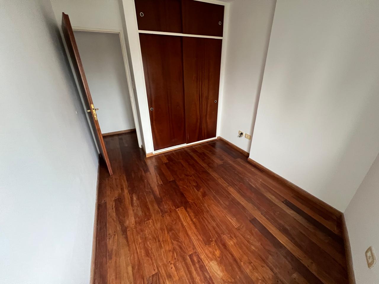 Imagen Departamento 44 entre 16 y 17 