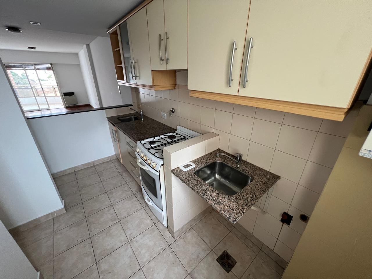 Imagen Departamento 44 entre 16 y 17 