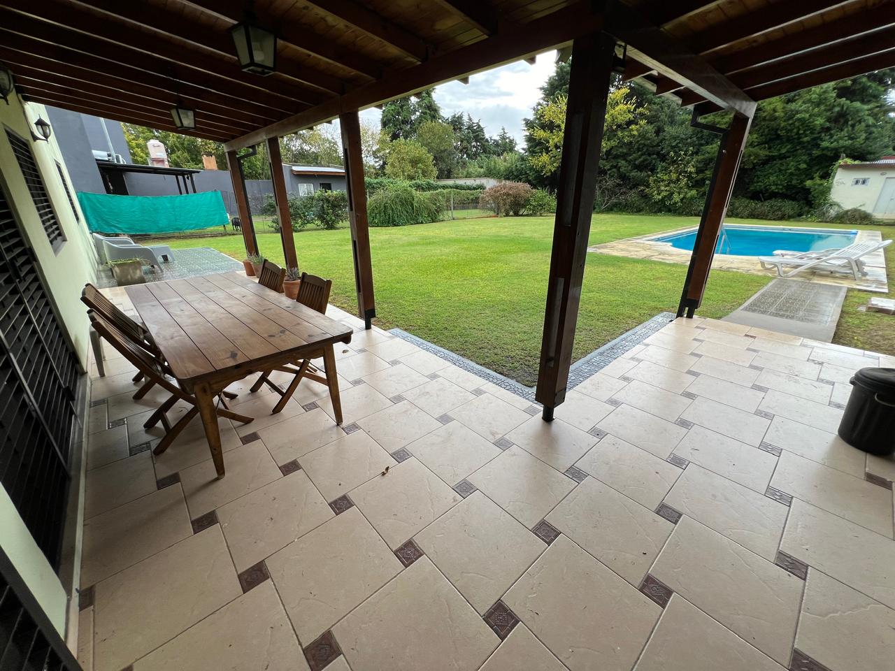 Imagen Casa 25 entre 425 y 426 