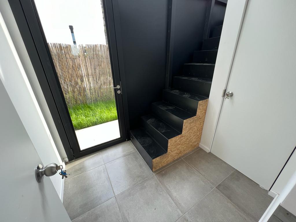 Imagen Local 491 esquina 133 