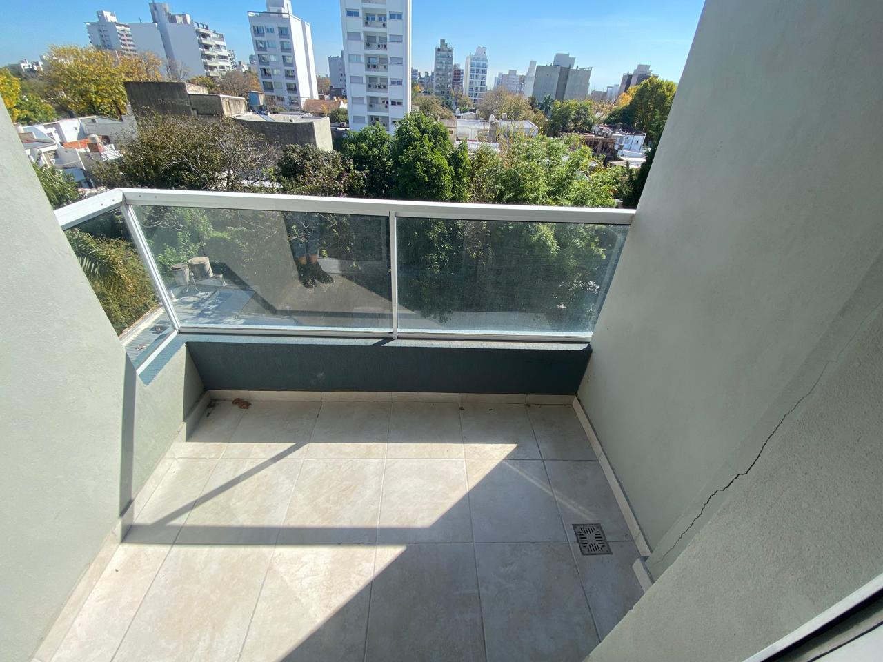 Imagen Departamento 42 entre 17 y 18 