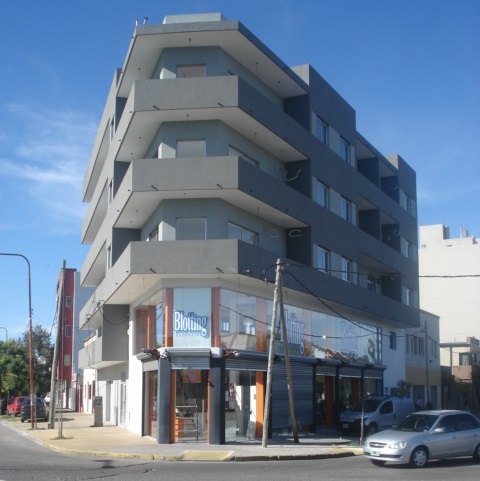 Imagen Local Diagonal 73 esquina 32 