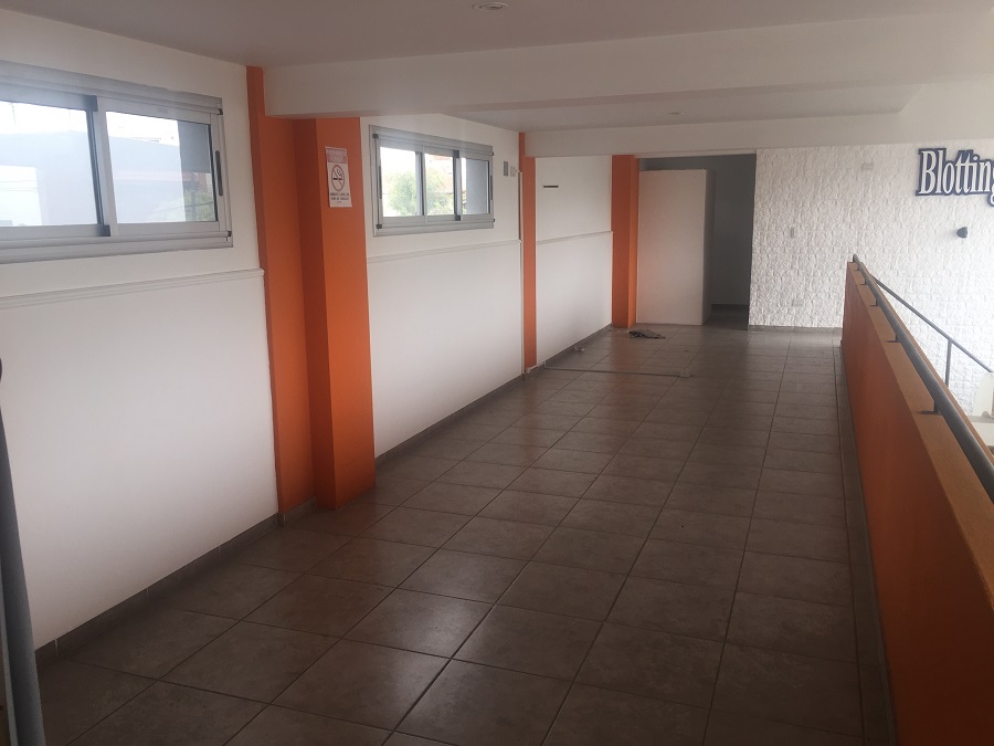 Imagen Local Diagonal 73 esquina 32 