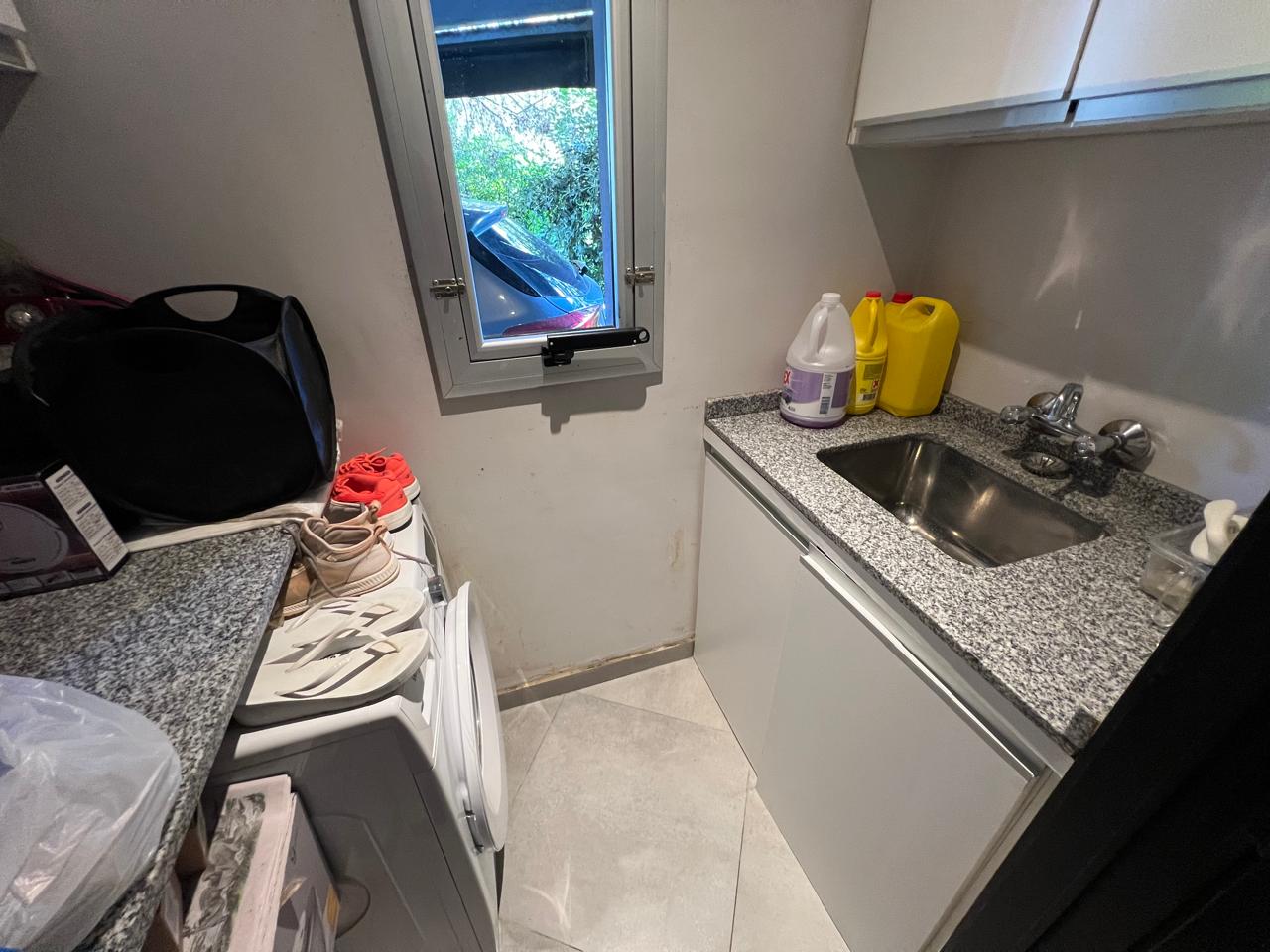 Imagen Casa 447 entre 21C y 21D