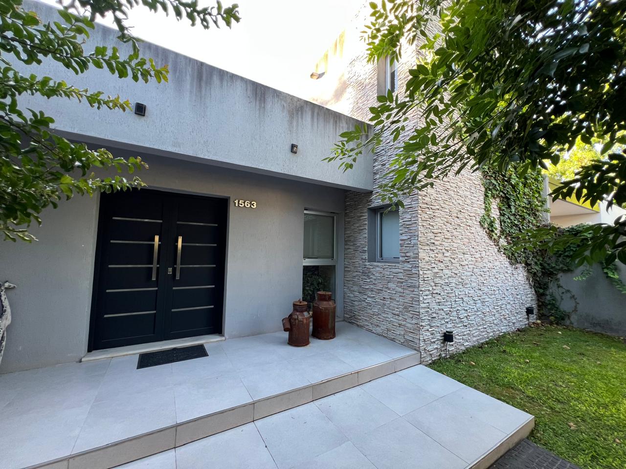 Imagen Casa 447 entre 21C y 21D