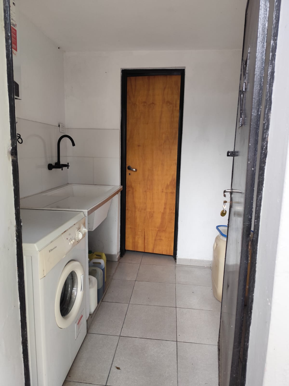 Imagen Casa 610 entre 24 y 25