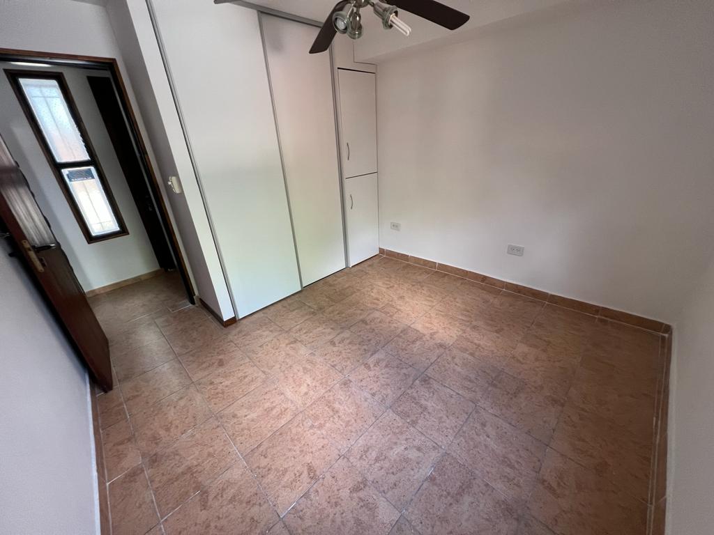 Imagen Casa 27 entre 484 y 485 