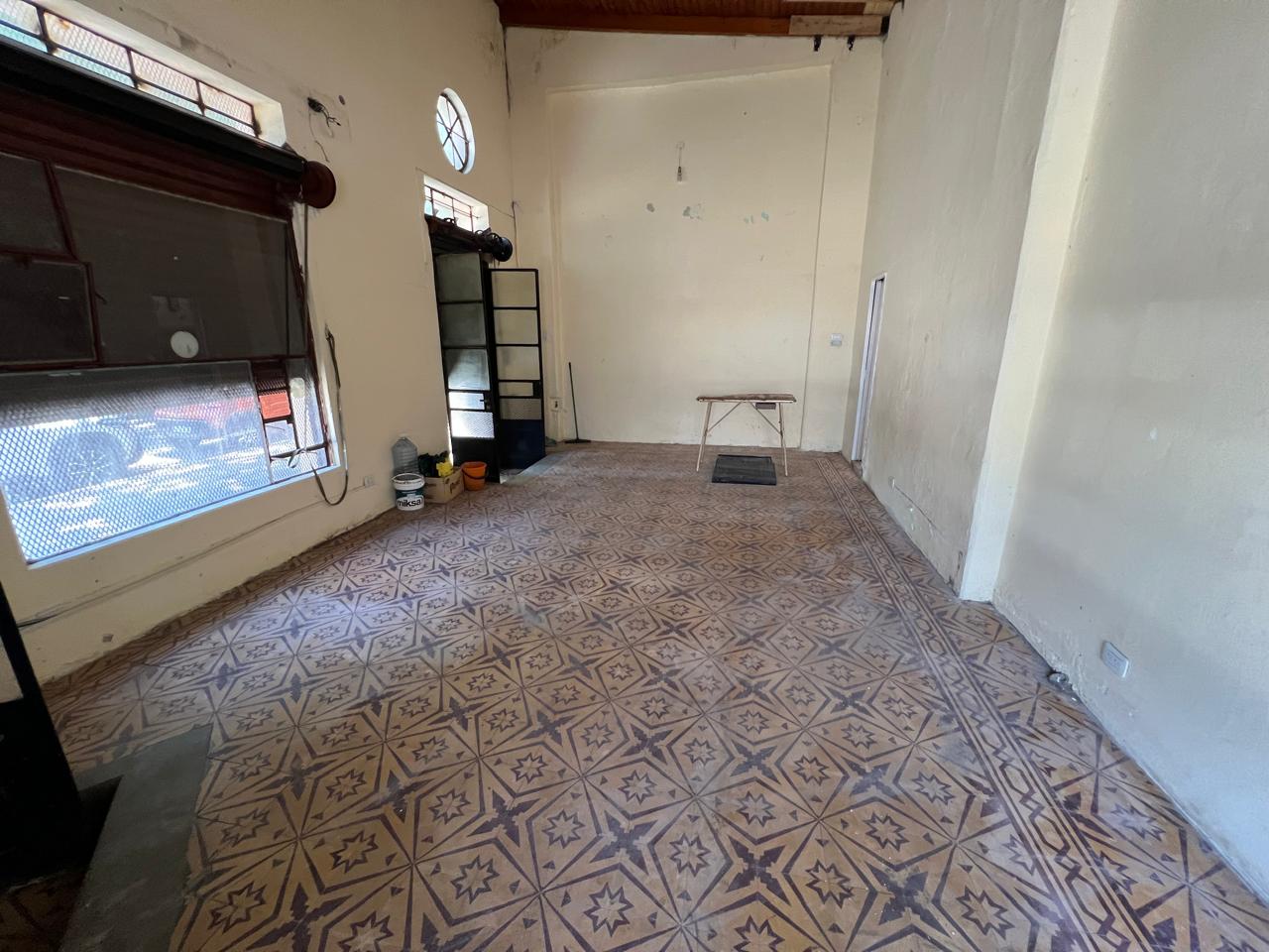 Imagen Local 65 esquina 115