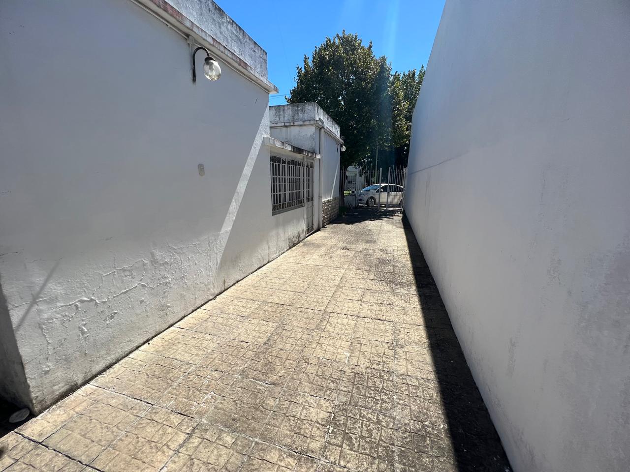 Imagen Local 65 entre 138 y 139 