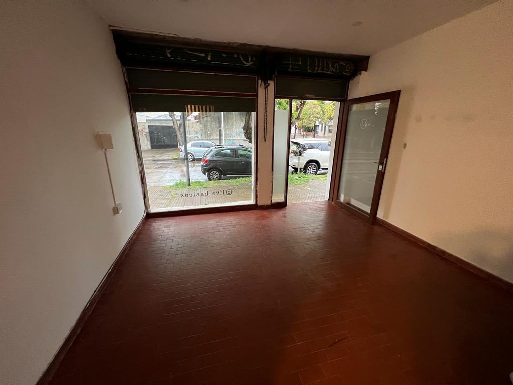 Imagen Local 26 esquina 36 