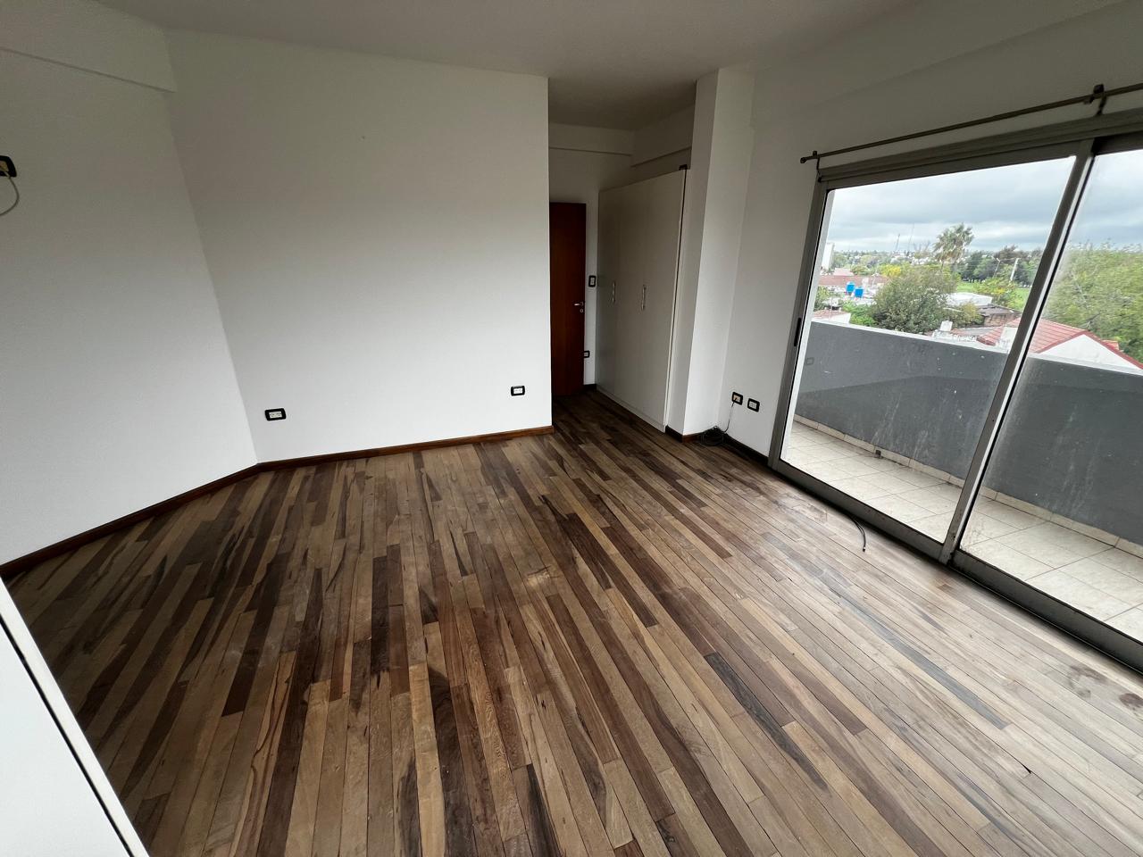 Imagen Duplex 32 esquina diagonal 73 