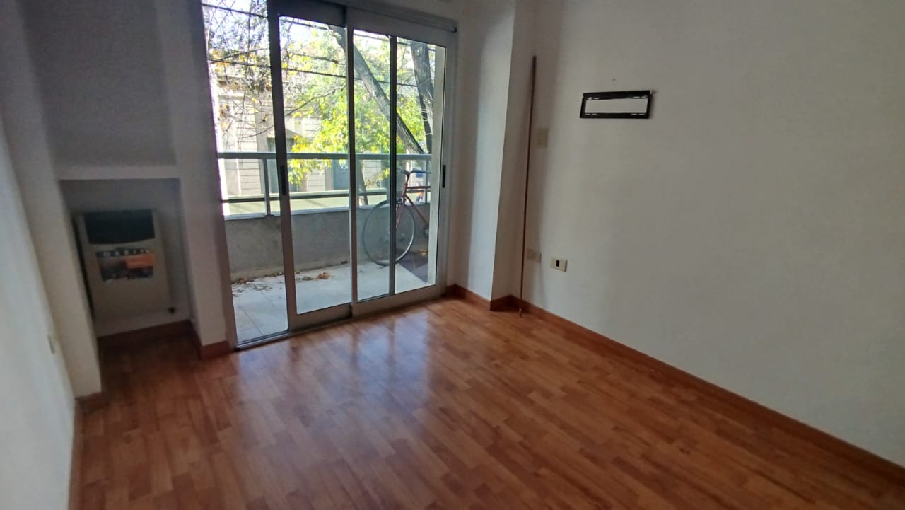 Imagen Departamento 4 entre 43 y 44 