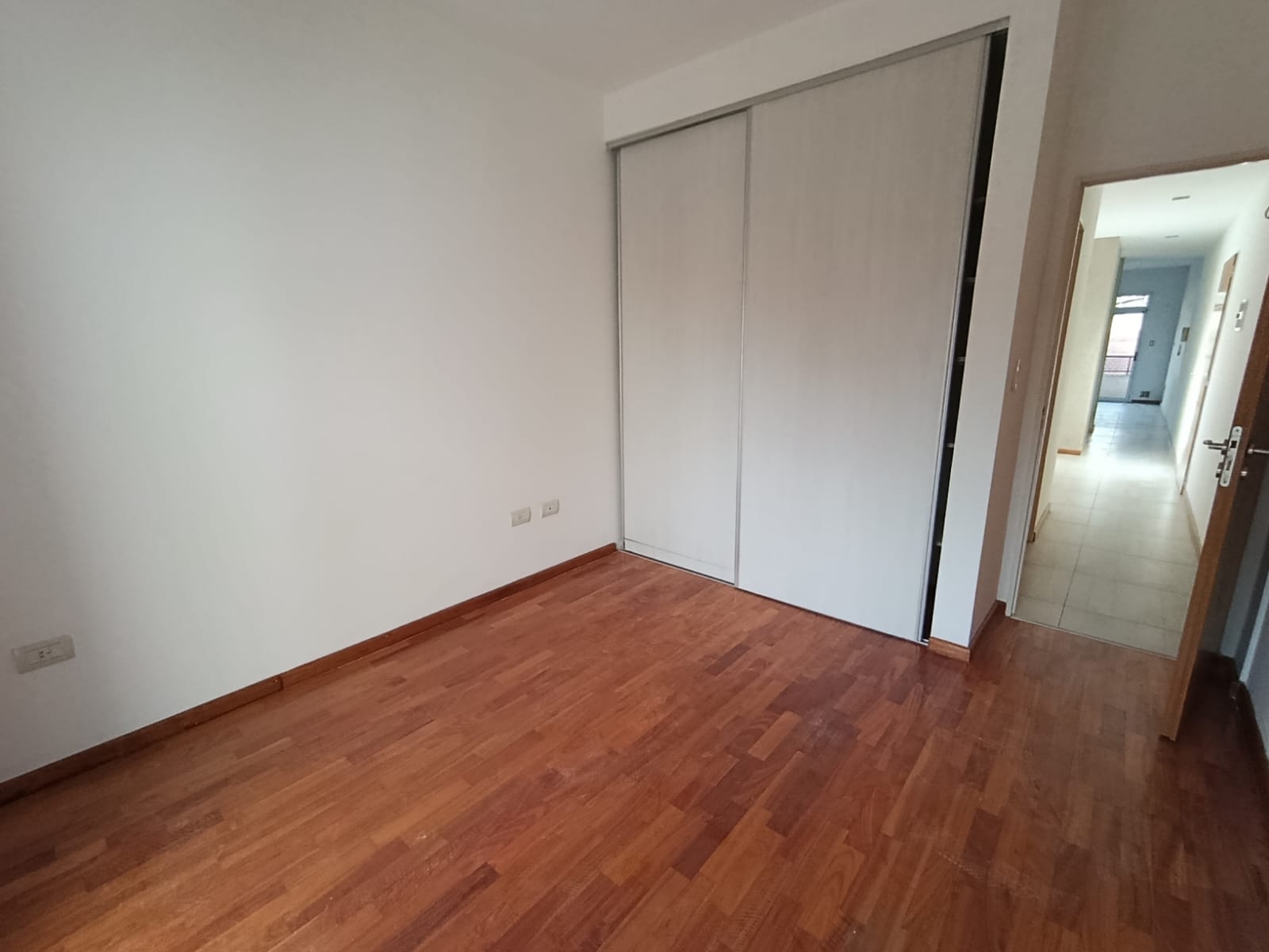 Imagen Departamento 40 entre 10 y 11