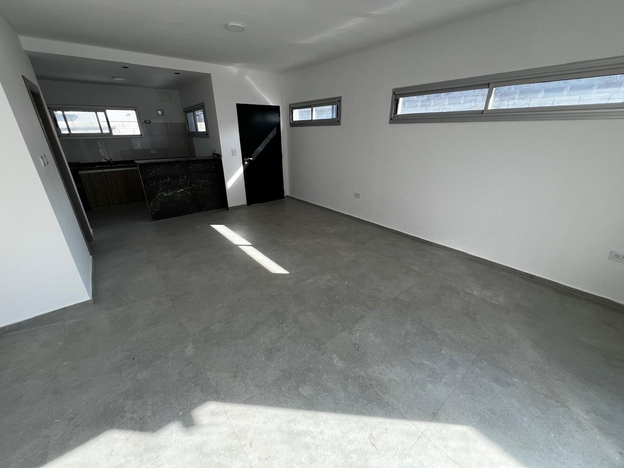 Imagen Duplex 15 entre 76 y 77 