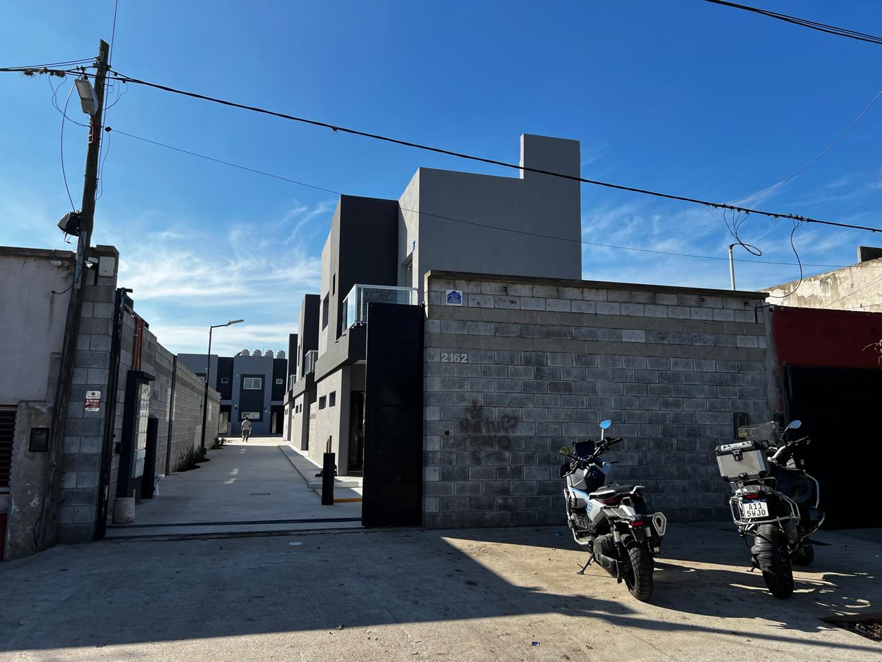 Imagen Duplex 15 entre 76 y 77 