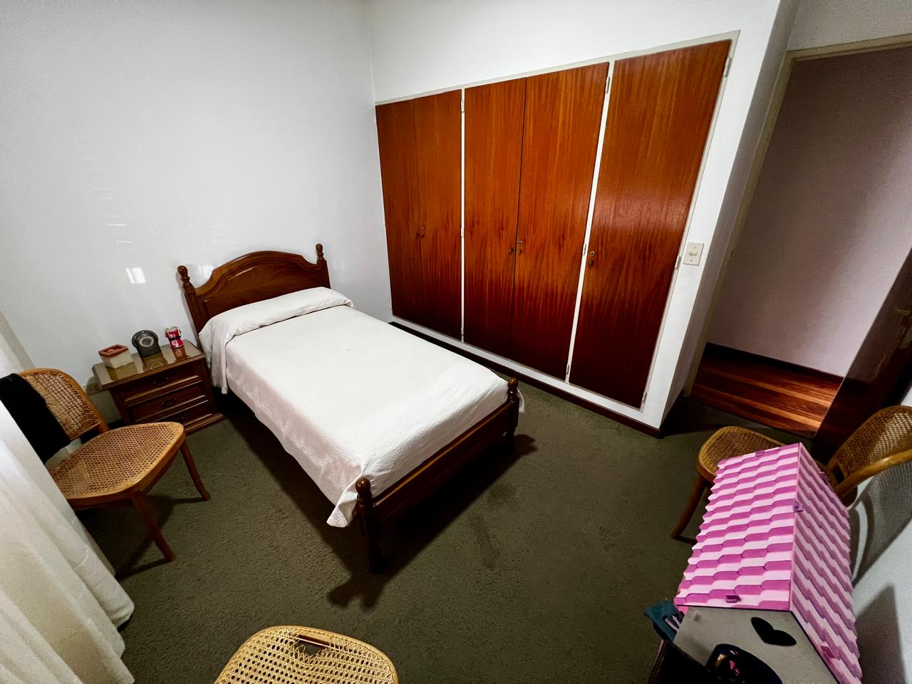 Imagen Departamento Plaza Paso entre 13 y 44 