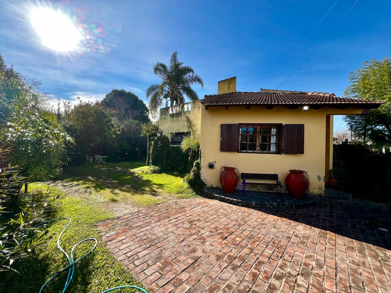 Imagen Casa 16 bis entre 488 y 489 