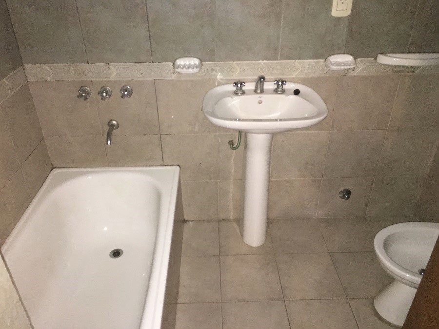 Imagen Departamento 61 entre 1 y 115 