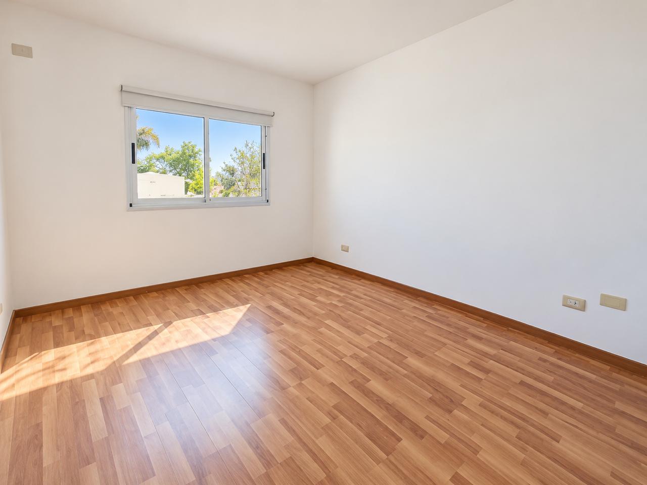 Imagen Duplex 136 entre 42 y 43 