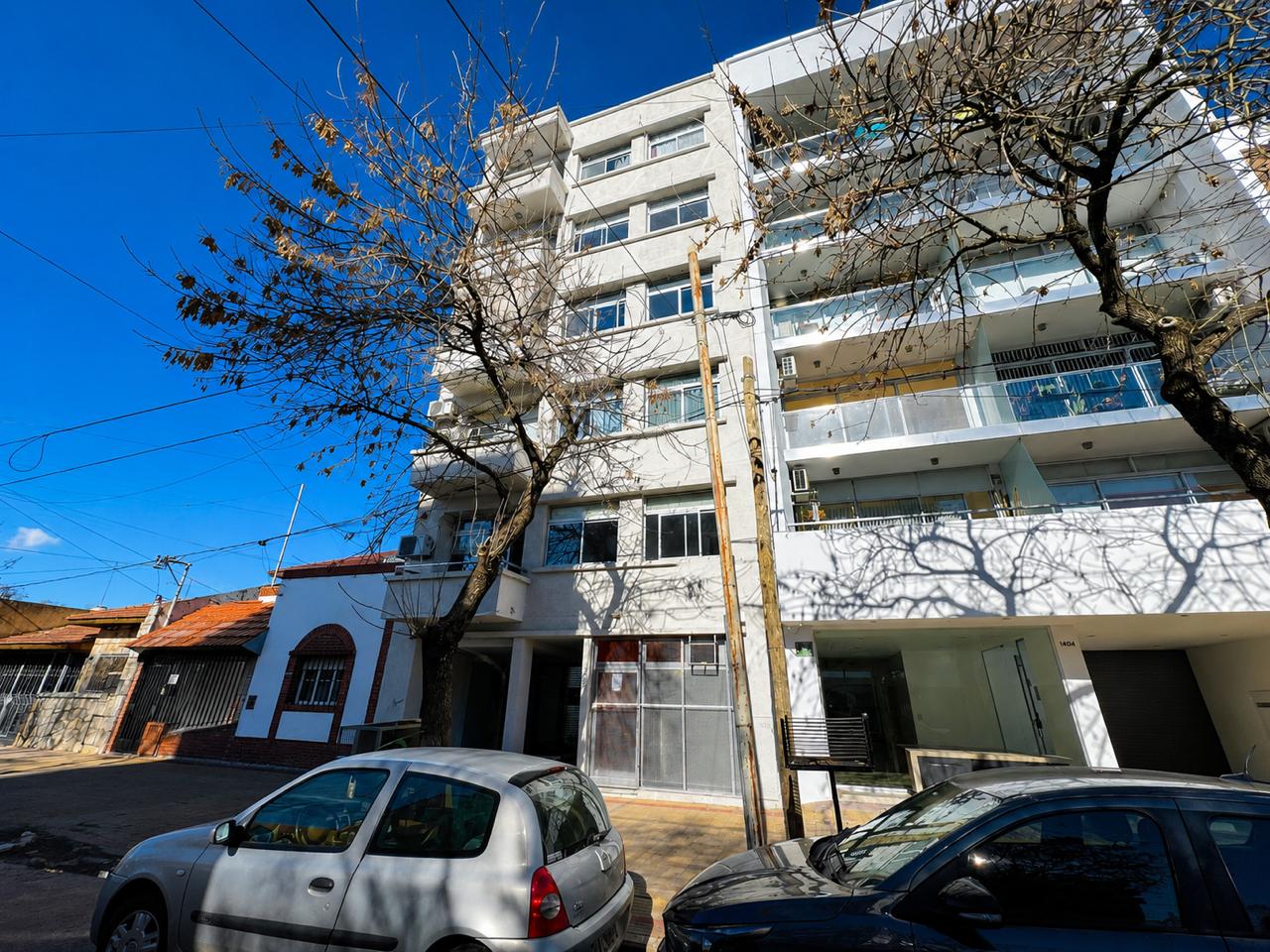 Imagen Local 56 entre 24 y 25