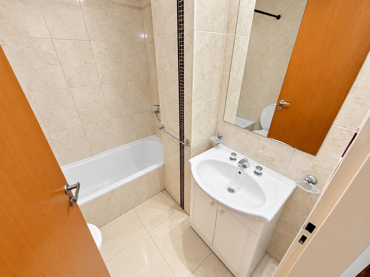 Imagen Departamento 64 entre 1 y 115 