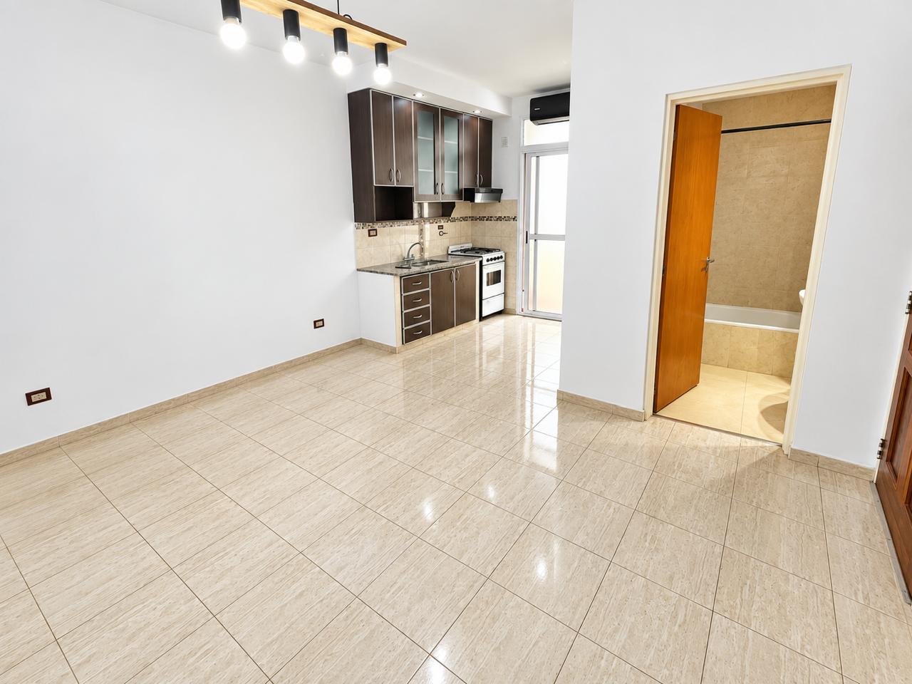 Imagen Departamento 64 entre 1 y 115 