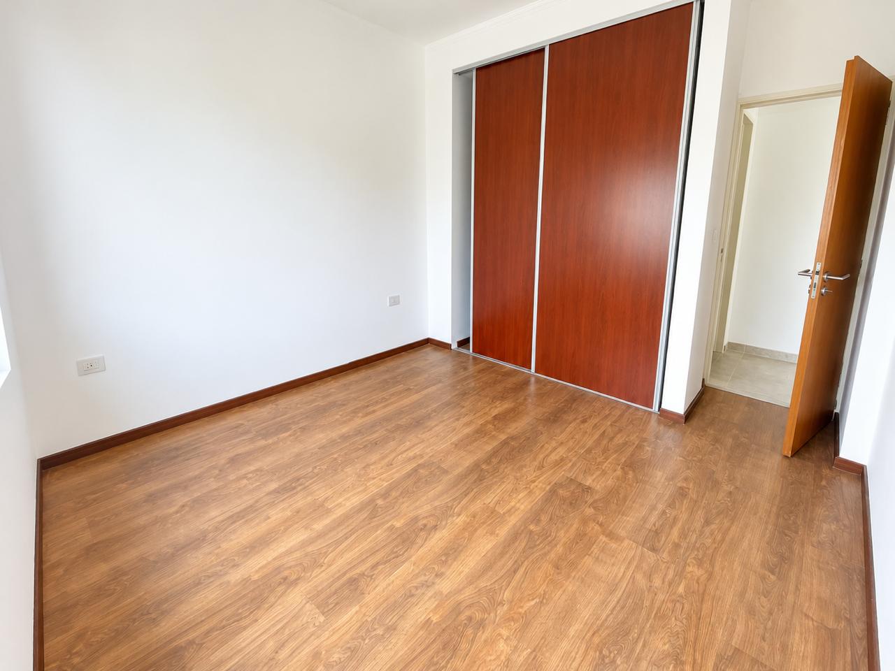 Imagen Departamento 63 entre 14 y 15 